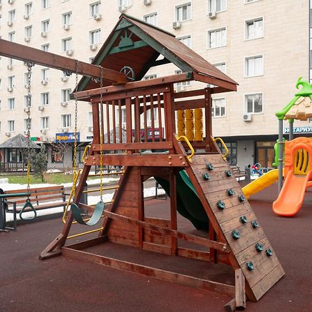 One Bedroom Apartment Next To Arbat In The Heart Of Αλμάτι Εξωτερικό φωτογραφία